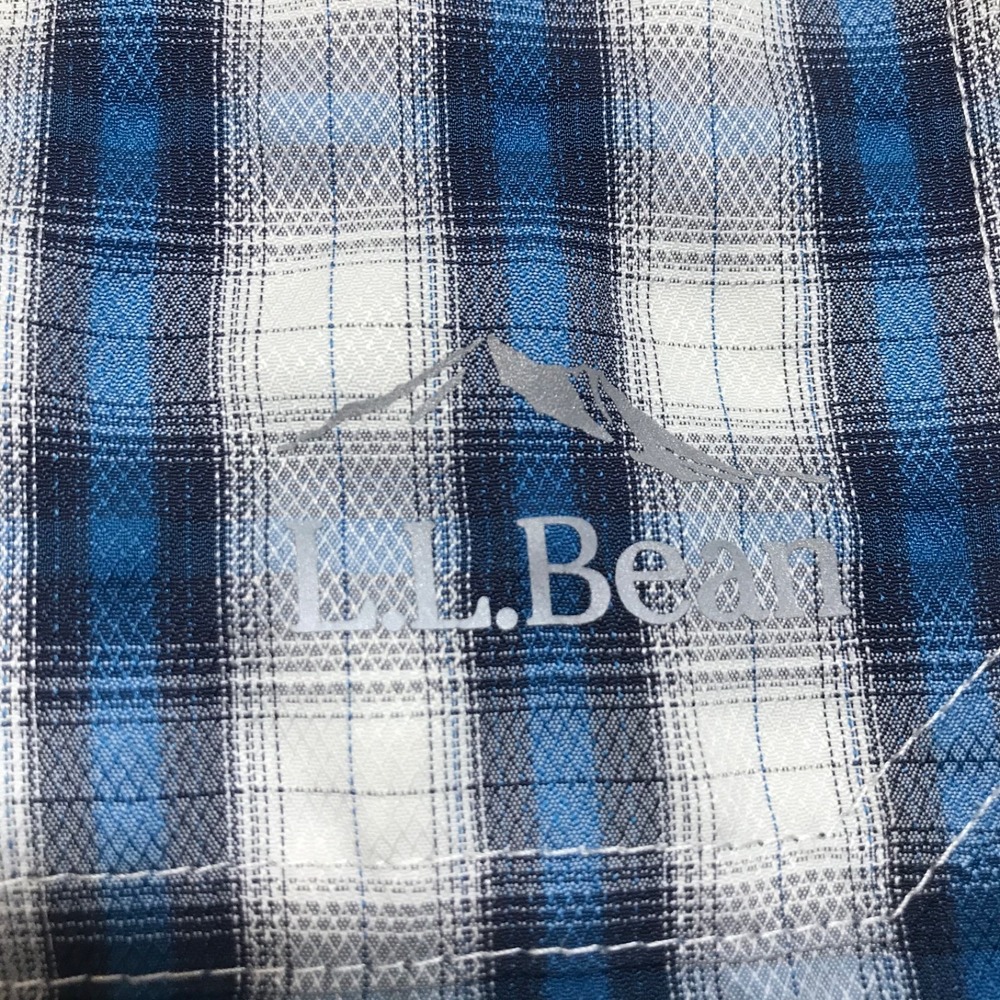 L.L. Bean Shirt Mens Size L Blue Button Up Plaid Vented Fishing Hiking‎ Roll Tab - Picture 6 of 12